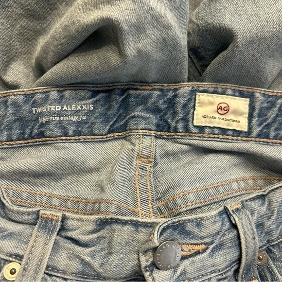 AG Twisted Alexxis High Rise Vintage Fit Straight Jeans in Sphinx Wash, Size 29 - Picture 12 of 13